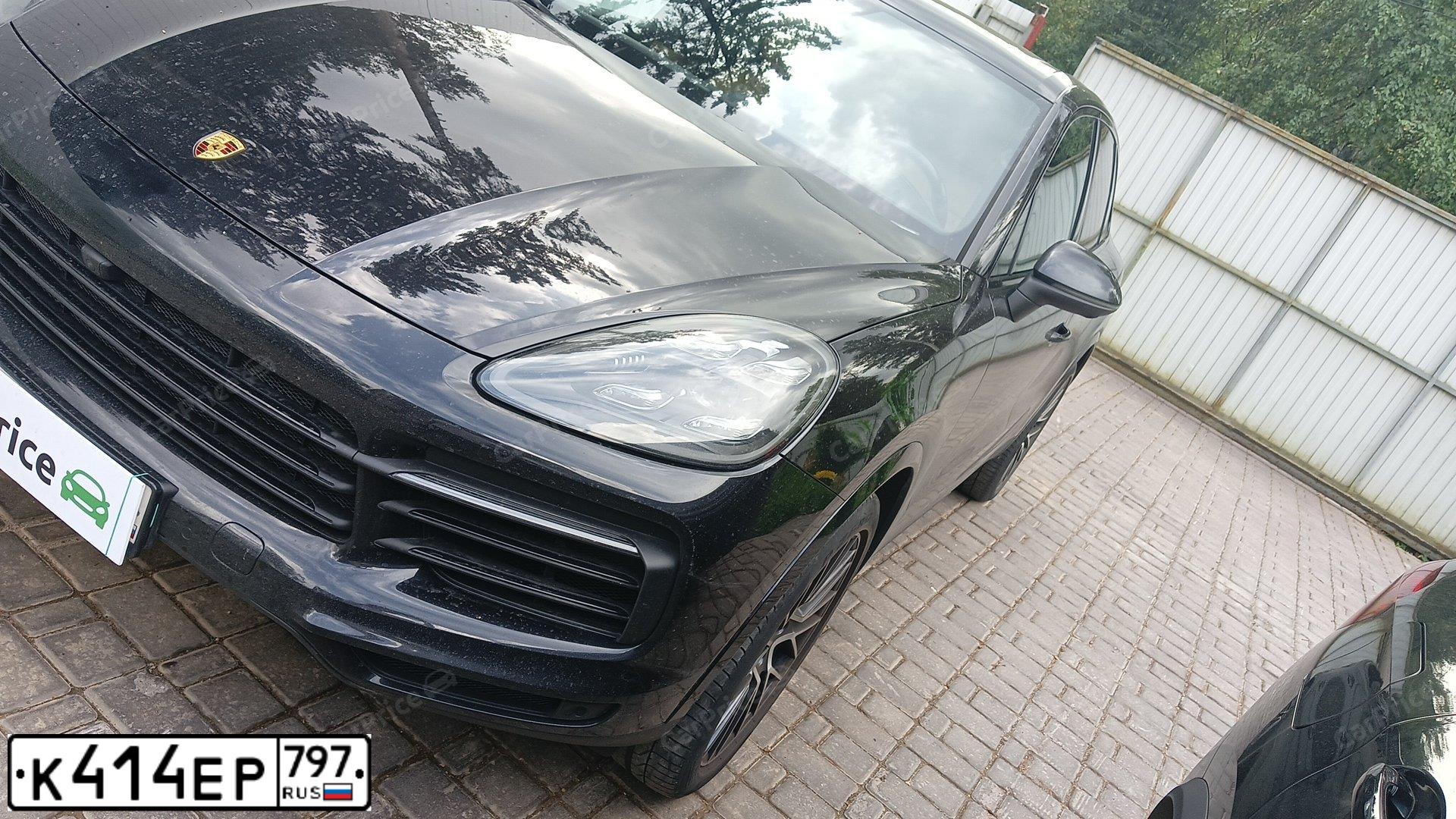 Фото автомобиля PORSCHE CAYENNE, 2019 — госномер Р238УВ797. Цвет: ЧЕРНЫЙ
