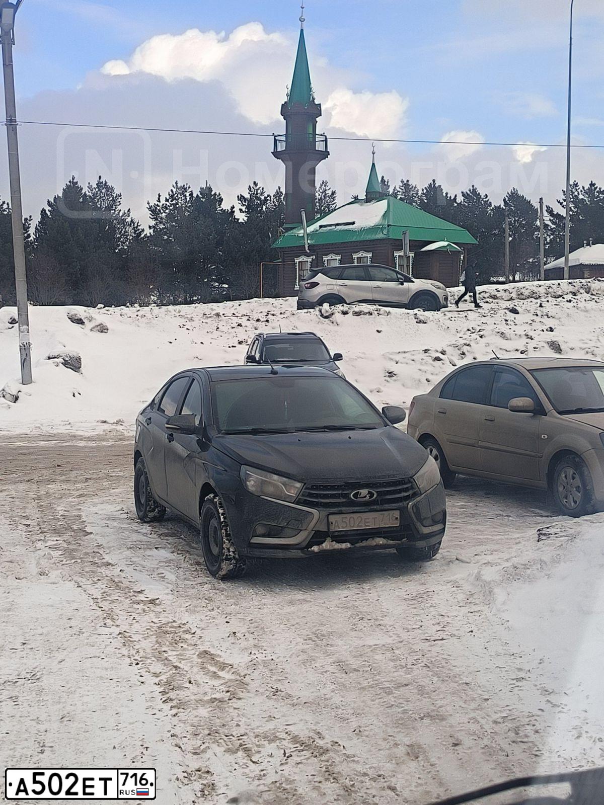 Фото автомобиля LADA VESTA, 2017 — госномер А502ЕТ716. Цвет: ЧЕРНЫЙ