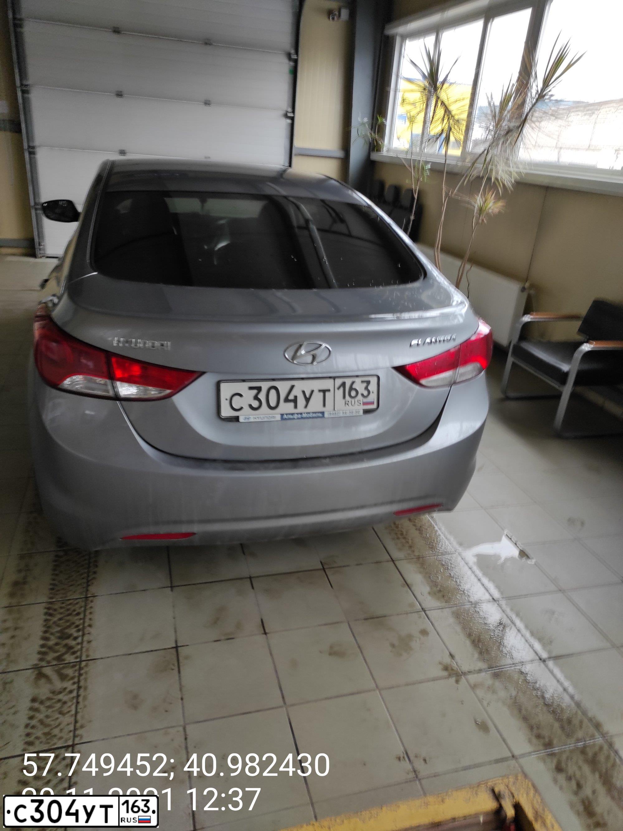 Фото автомобиля HYUNDAI ELANTRA, 2012 — госномер С304УТ163. Цвет: СЕРЫЙ