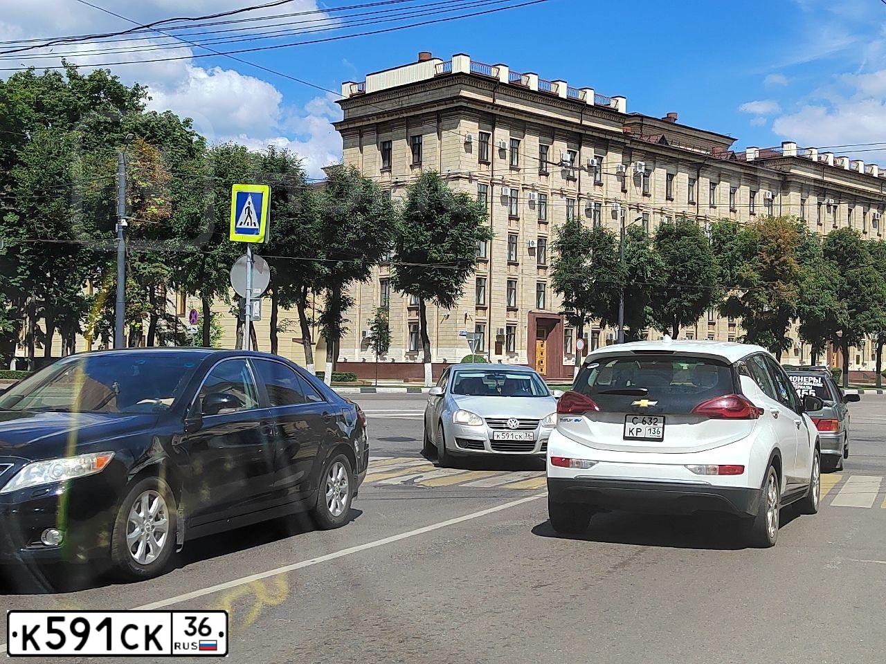 Фото автомобиля VOLKSWAGEN JETTA, 2009 — госномер К591СК36. Цвет: СЕРЕБРИСТЫЙ