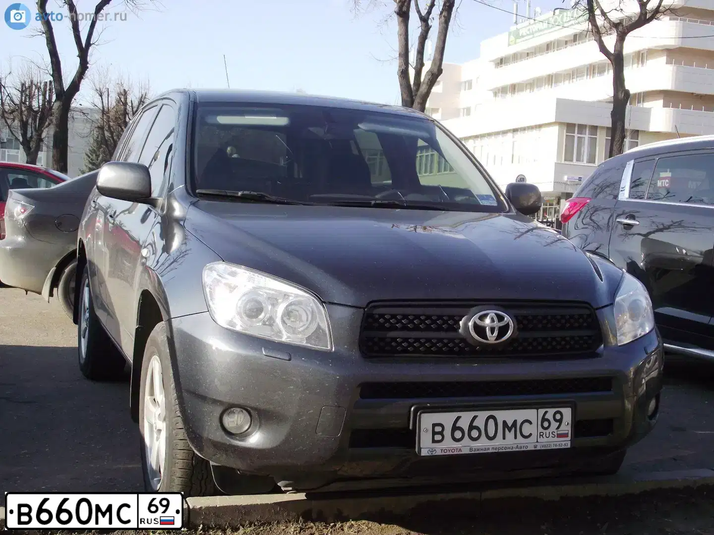 Фото автомобиля ТОУОТА RАV4, 2008 — госномер В660МС69. Цвет: ТЕМНО-СЕРЫЙ
