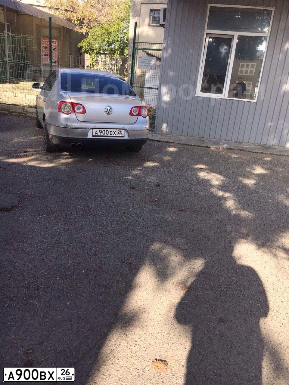 Фото автомобиля OPEL CORSA, 2007 — госномер А900ВХ26. Цвет: СВЕТЛО-ЗЕЛЕНЫЙ