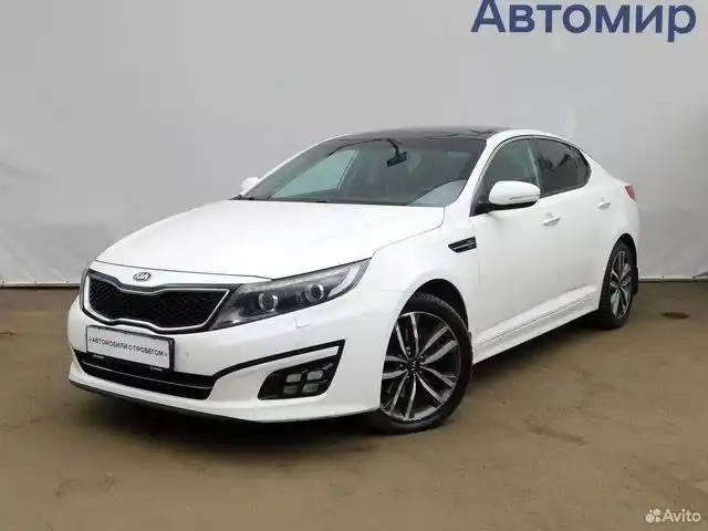Фото автомобиля KIA MAGENTIS / OPTIMA, 2014 — госномер Т424ОМ790. Цвет: Белый