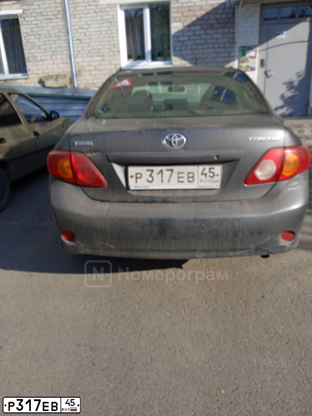 Фото автомобиля TOYOTA COROLLA, 2007 — госномер Р317ЕВ45. Цвет: СЕРЫЙ