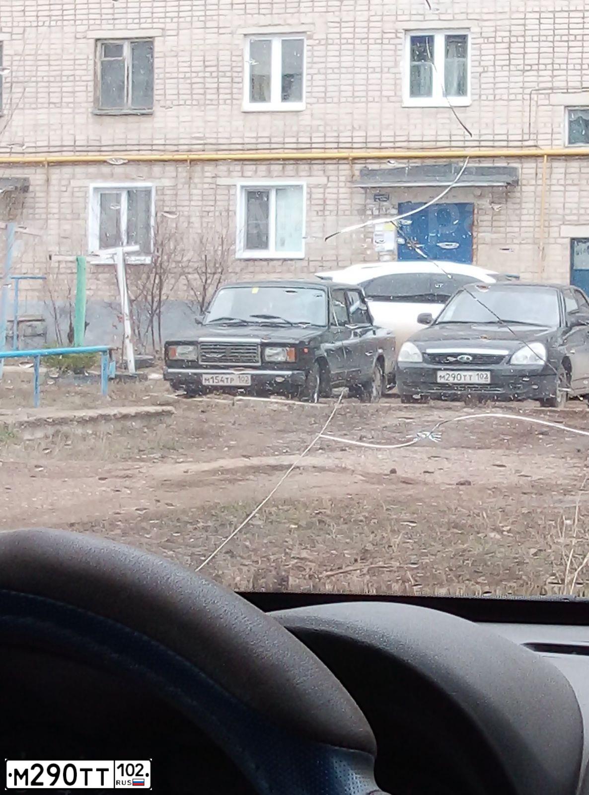 Фото автомобиля LADA 2172 PRIORA, 2010 — госномер М290ТТ102. Цвет: Сине-Черный