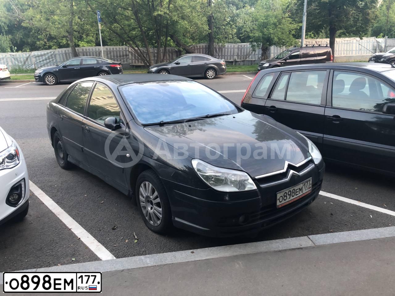 Фото автомобиля CITROEN C5, 2006 — госномер О898ЕМ177. Цвет: ЧЕРНЫЙ