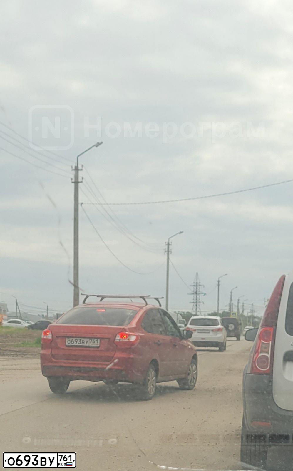 Фото автомобиля LADA GRANTA, 2020 — госномер Е547ОС180. Цвет: Красный