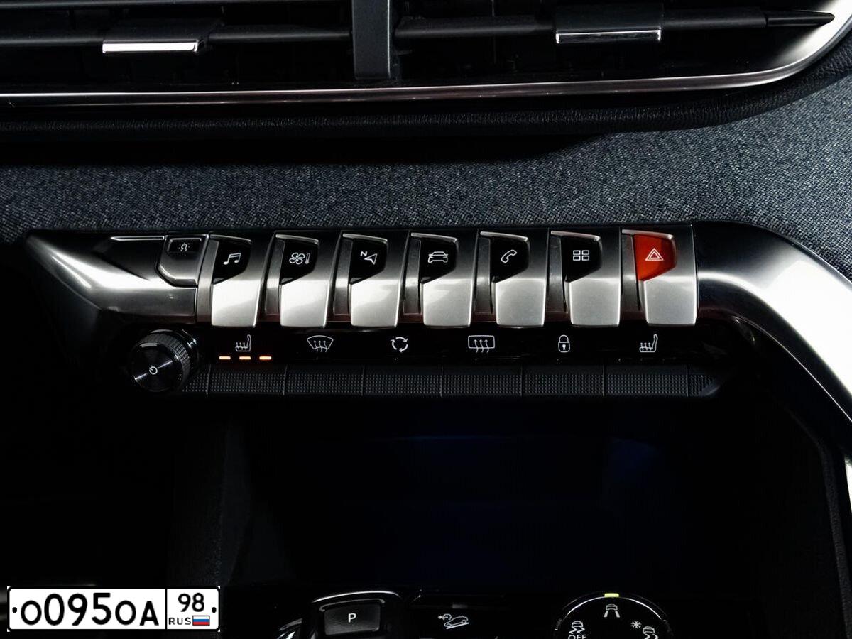 Фото автомобиля VOLVO C30, 2010 — госномер А145УУ51. Цвет: ТЕМНО-СЕРЫЙ