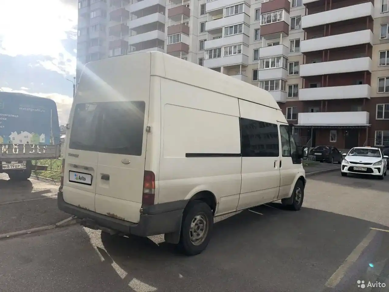 Фото автомобиля GAZ 3302 EL, 2006 — госномер М819ЕР98. Цвет: БЕЛЫЙ