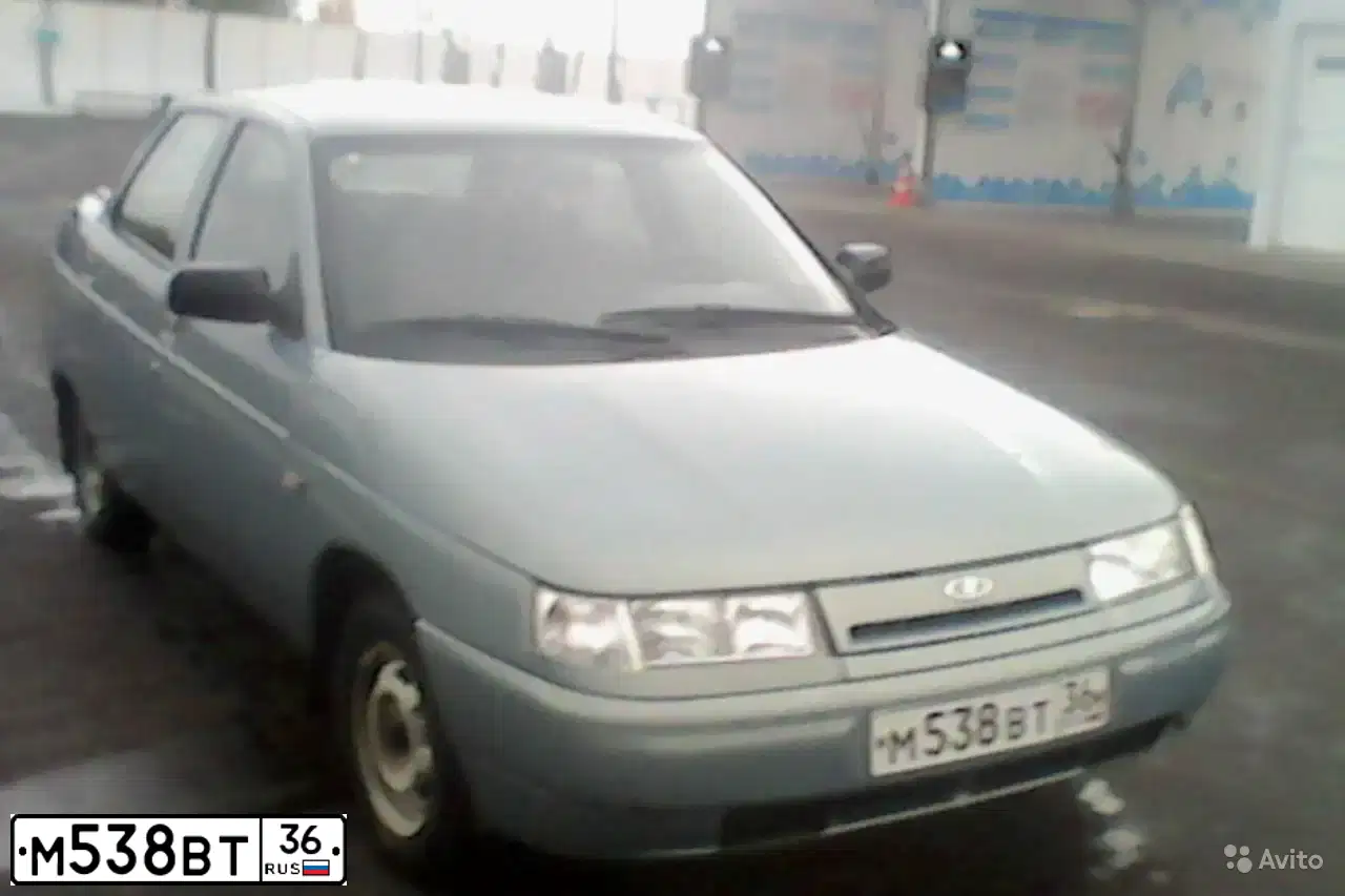 Фото автомобиля LADA 2110, 2004 — госномер М538ВТ36. Цвет: ЗОЛОТИСТО-СЕРЫЙ