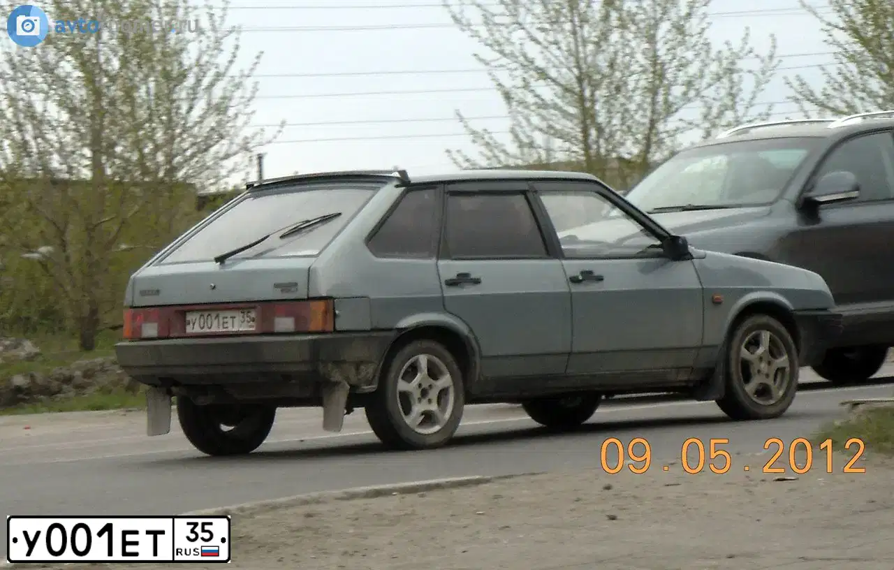 Фото автомобиля LADA 2109 SAMARA, 2002 — госномер У001ЕТ35. Цвет: СЕРО-ГОЛУБОЙ