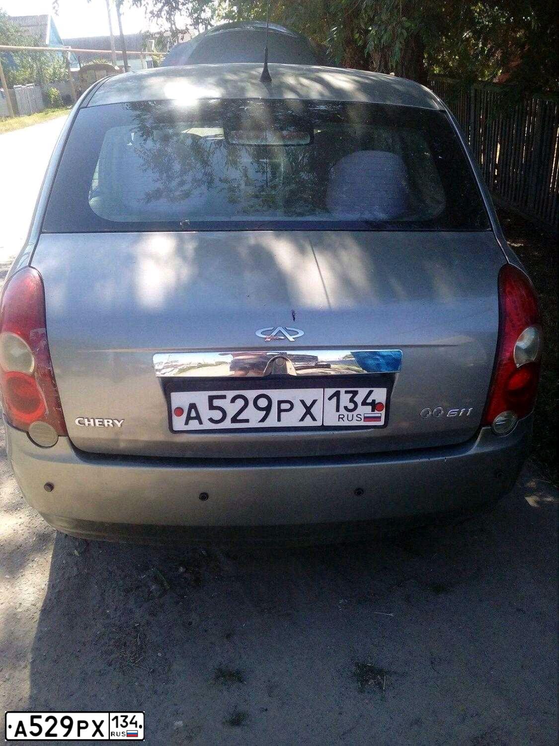 Фото автомобиля CHERY S21, 2008 — госномер Р257АХ181. Цвет: СЕРЫЙ