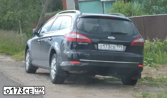 Фото автомобиля FORD MONDEO, 2009 — госномер О173СЕ199. Цвет: ЧЕРНЫЙ
