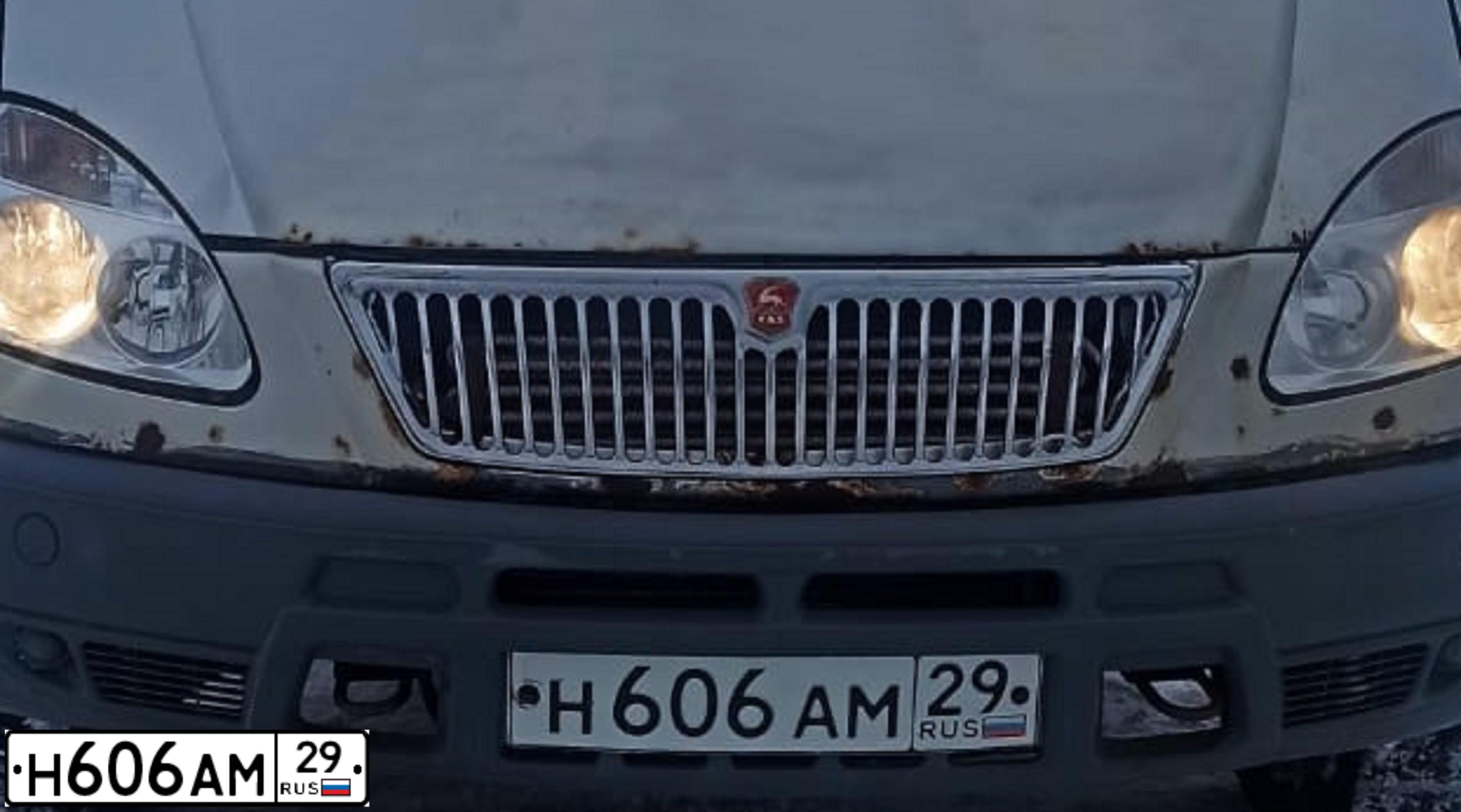 Фото автомобиля GAZ 2752 SOBOL, 2008 — госномер Н606АМ29. Цвет: СВЕТЛО-ЗОЛОТИСТЫЙ