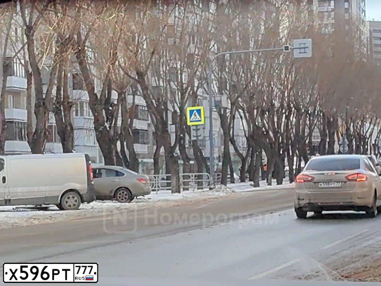 Фото автомобиля INFINITI FX37, 2013 — госномер С567ЕУ68