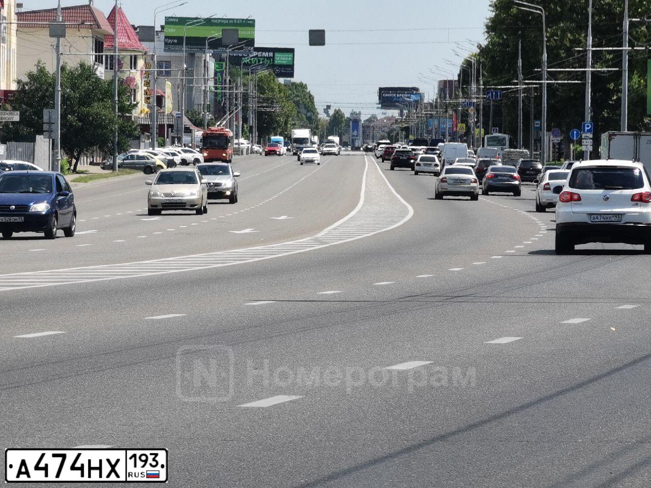 Фото автомобиля VOLKSWAGEN TIGUAN, 2011 — госномер С053УТ193