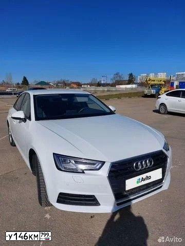 Фото автомобиля AUDI A4, 2017 — госномер У146КМ799. Цвет: БЕЛЫЙ