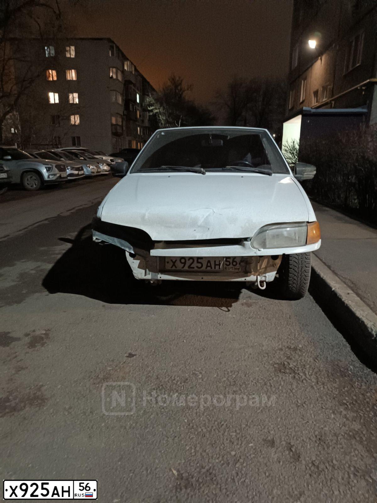 Фото автомобиля LADA 2121 NIVA, 2015 — госномер Х925АН56. Цвет: ЯРКО - БЕЛЫЙ