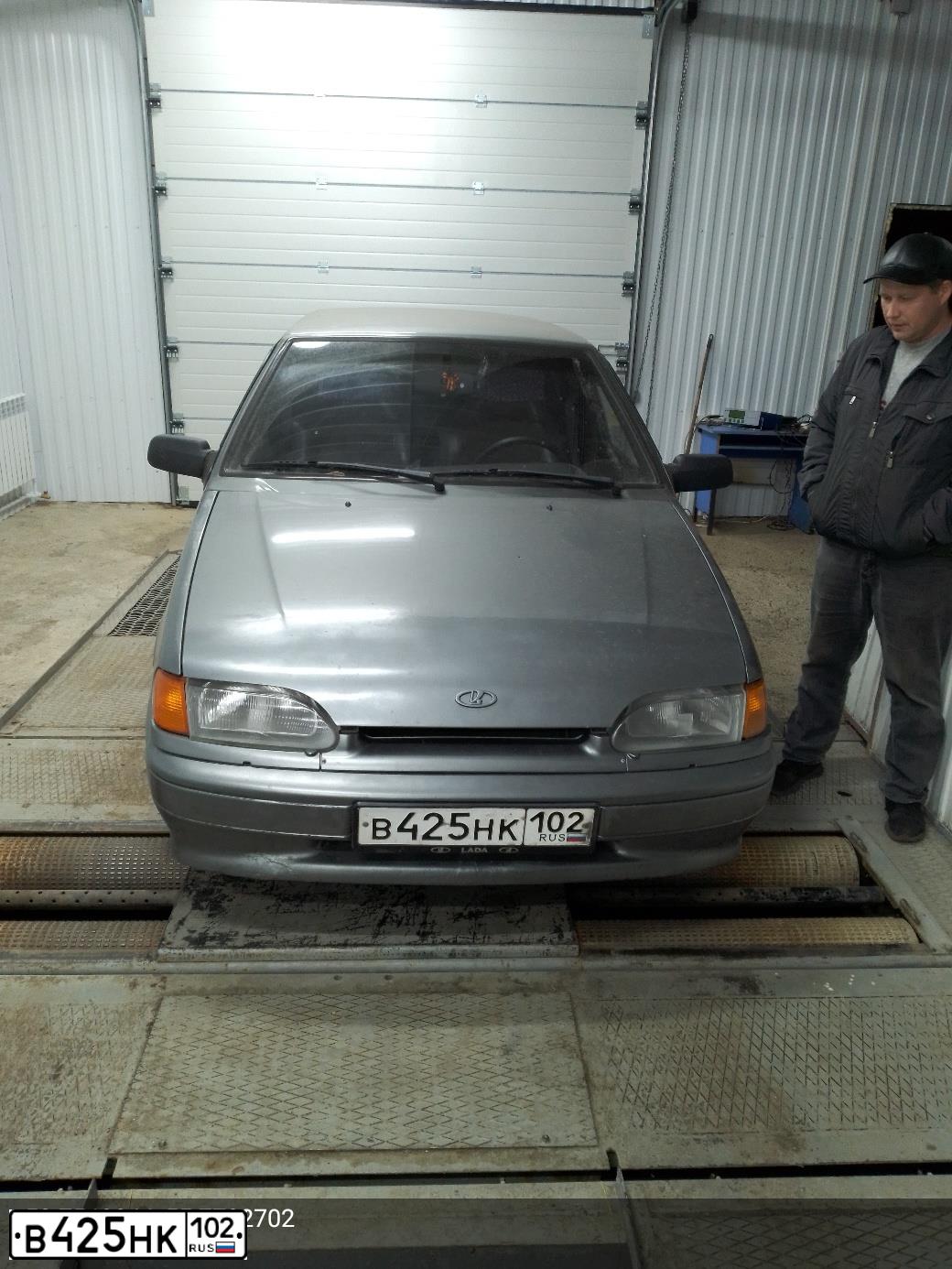 Фото автомобиля LADA 2114 SAMARA, 2007 — госномер С520УТ196. Цвет: СЕРО-ЗЕЛЕНЫЙ