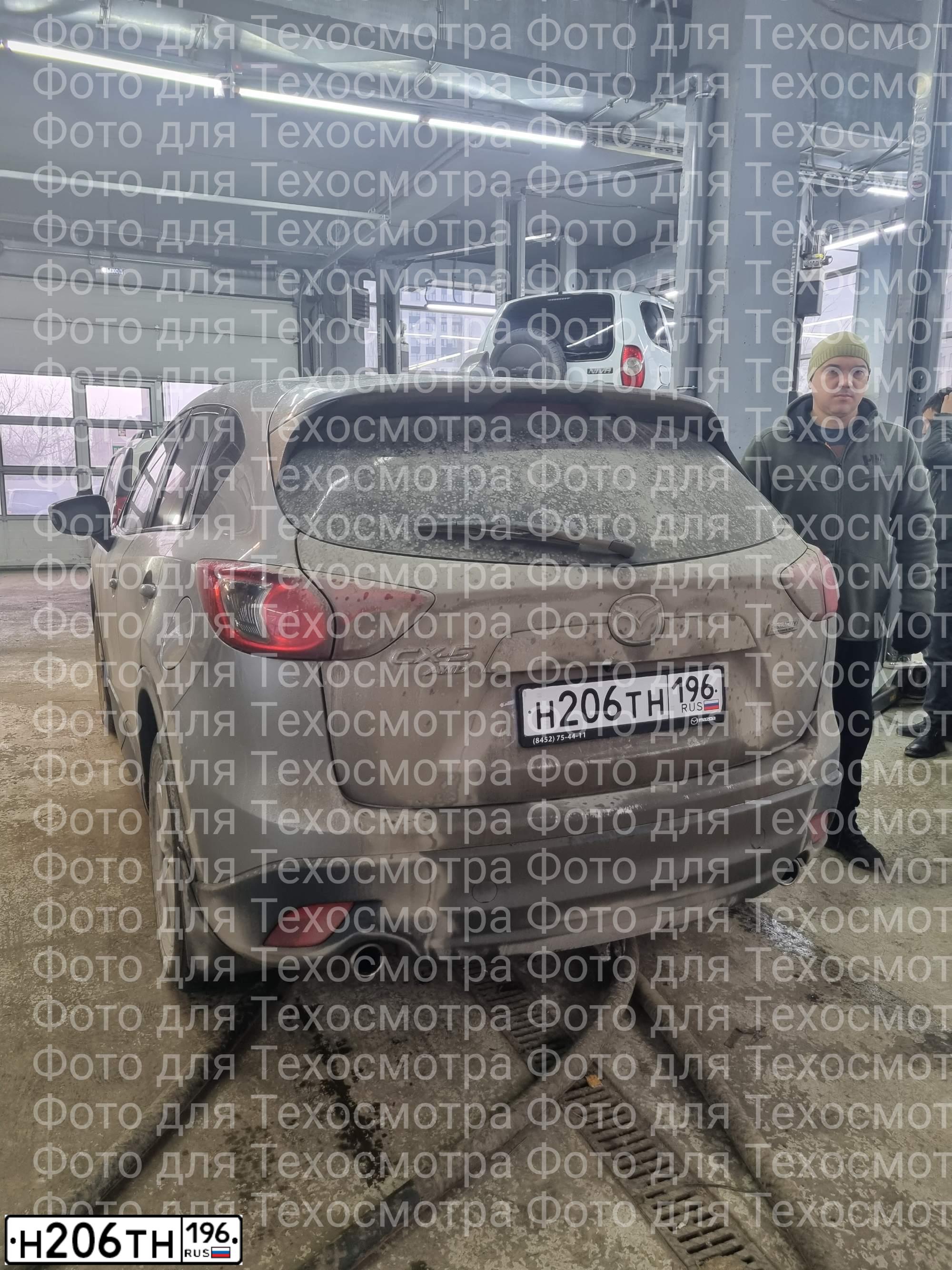 Фото автомобиля MAZDA CX-5, 2014 — госномер М142ТН702. Цвет: СЕРЕБРИСТЫЙ