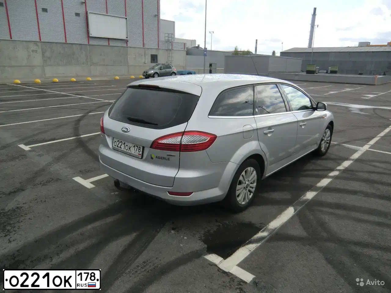 Фото автомобиля FORD MONDEO, 2010 — госномер М895ТА10. Цвет: серебристый