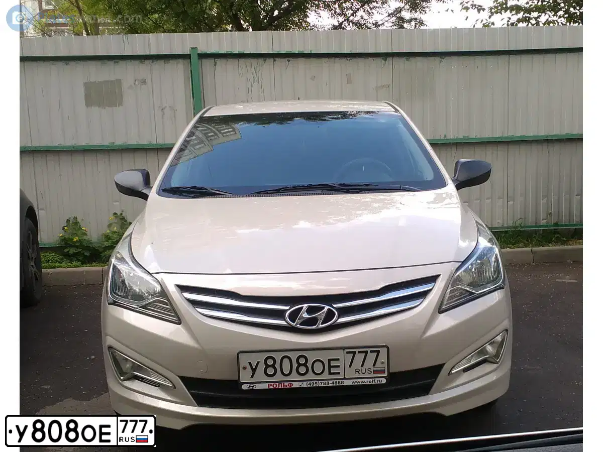 Фото автомобиля HYUNDAI SOLARIS, 2015 — госномер М021ХН73. Цвет: БЕЖЕВЫЙ