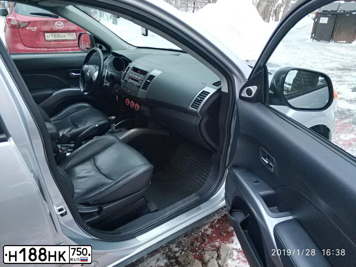 Фото автомобиля MAZDA CX-5, 2016 — госномер М253ЕХ977. Цвет: КРАСНЫЙ
