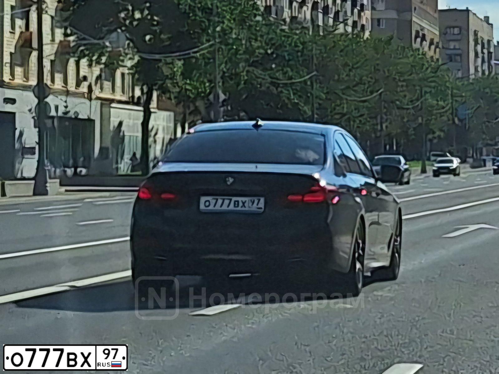 Фото автомобиля MERCEDES C-KLASSE, 1998 — госномер О777ВХ97. Цвет: ЧЕРНЫЙ