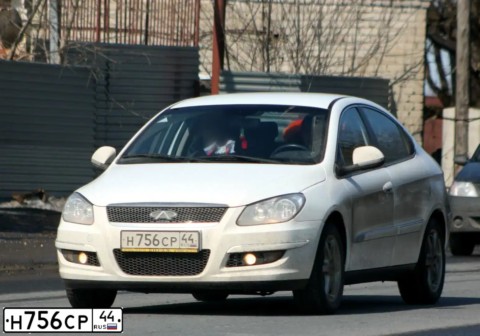 Фото автомобиля CHERY A3 /M11/, 2010 — госномер У310СР76. Цвет: Белый