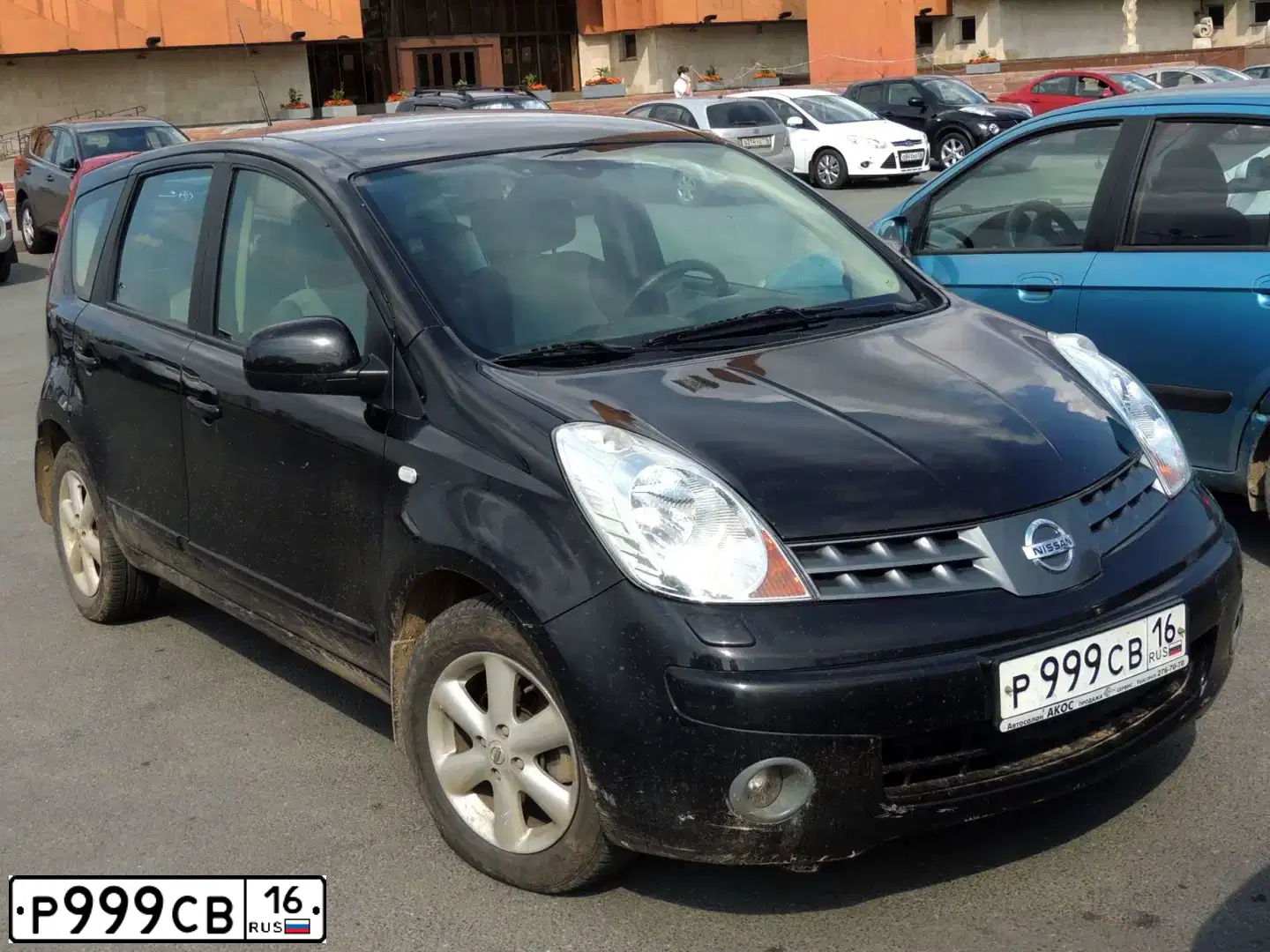 Фото автомобиля NISSAN NOTE, 2008 — госномер А942РХ716. Цвет: ЧЕРНЫЙ