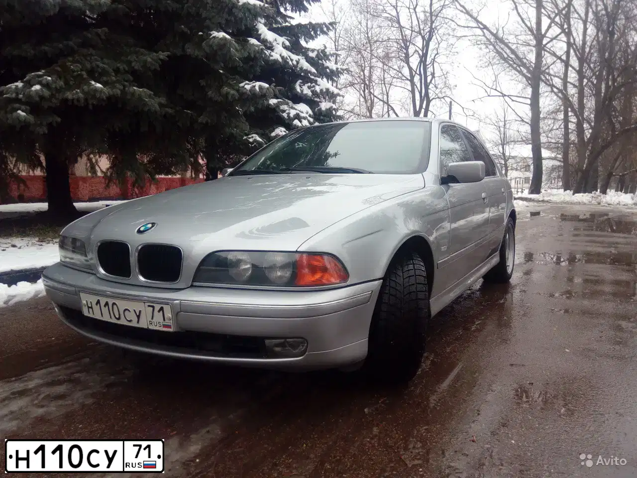 Фото автомобиля BMW SERIE 5, 1998 — госномер У565УО177. Цвет: БЕЛЫЙ (СЕРЕБРИСТЫЙ)