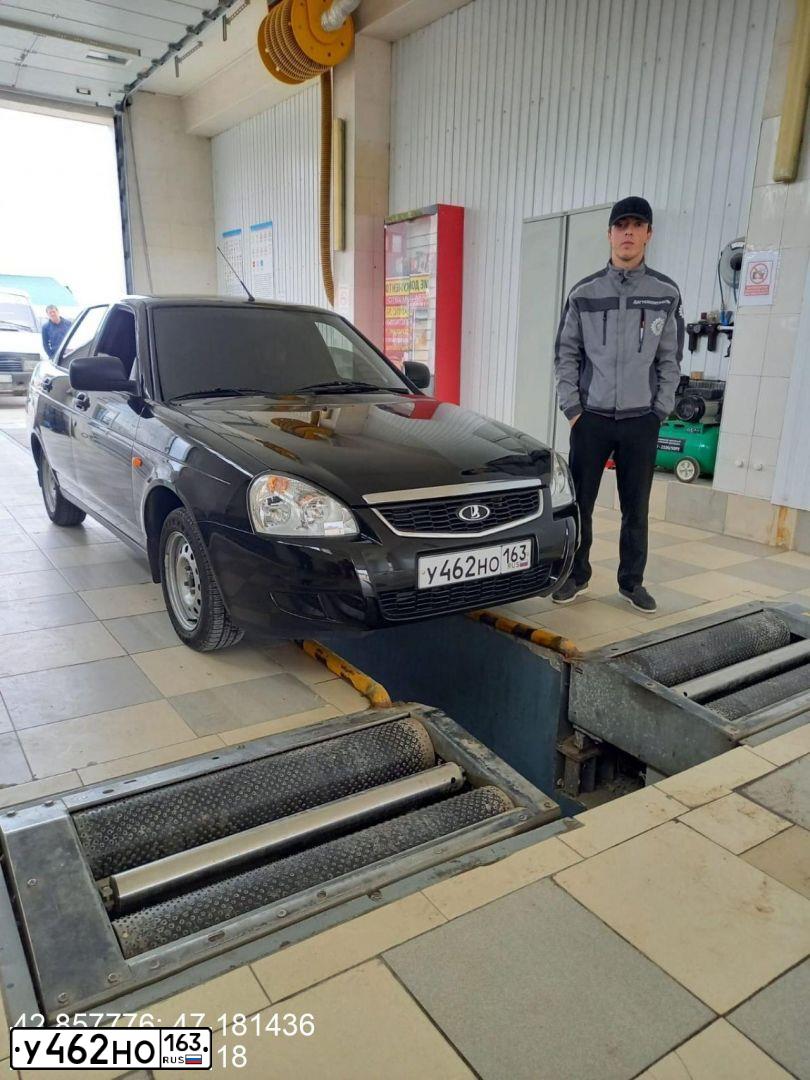 Фото автомобиля LADA 217050 LADA PRIORA, 2015 — госномер У669ТМ48. Цвет: ЧЕРНЫЙ