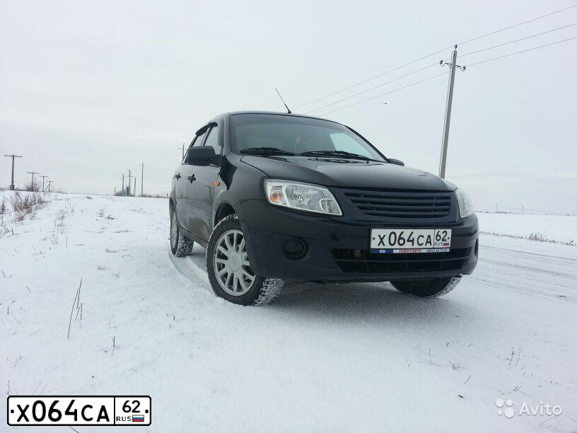 Фото автомобиля LADA 2190 GRANTA, 2014 — госномер Х064СА62. Цвет: СИНЕ-СЕРЫЙ