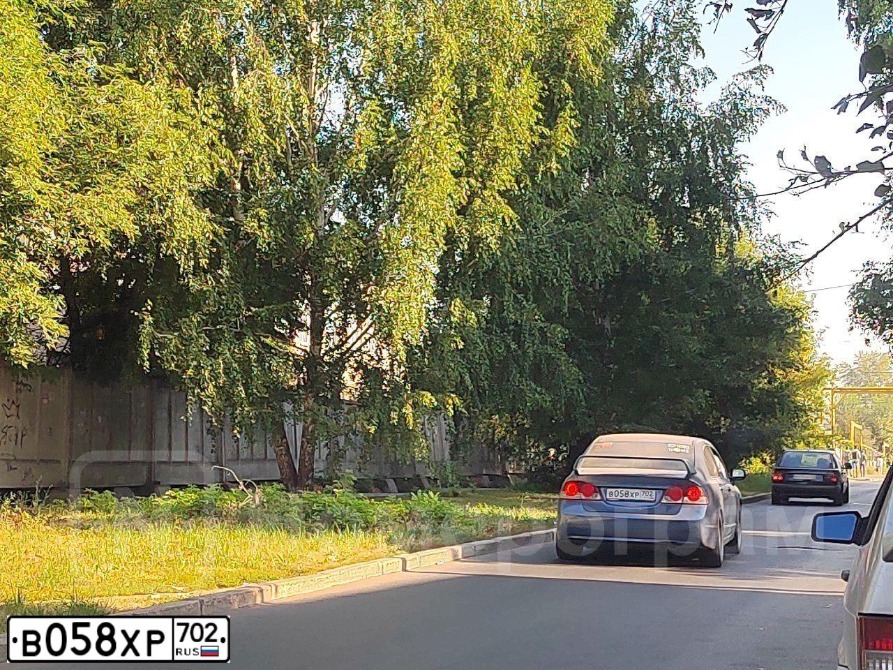 Фото автомобиля HONDA CIVIC, 2007 — госномер В058ХР702. Цвет: СВЕТЛО-СИНИЙ