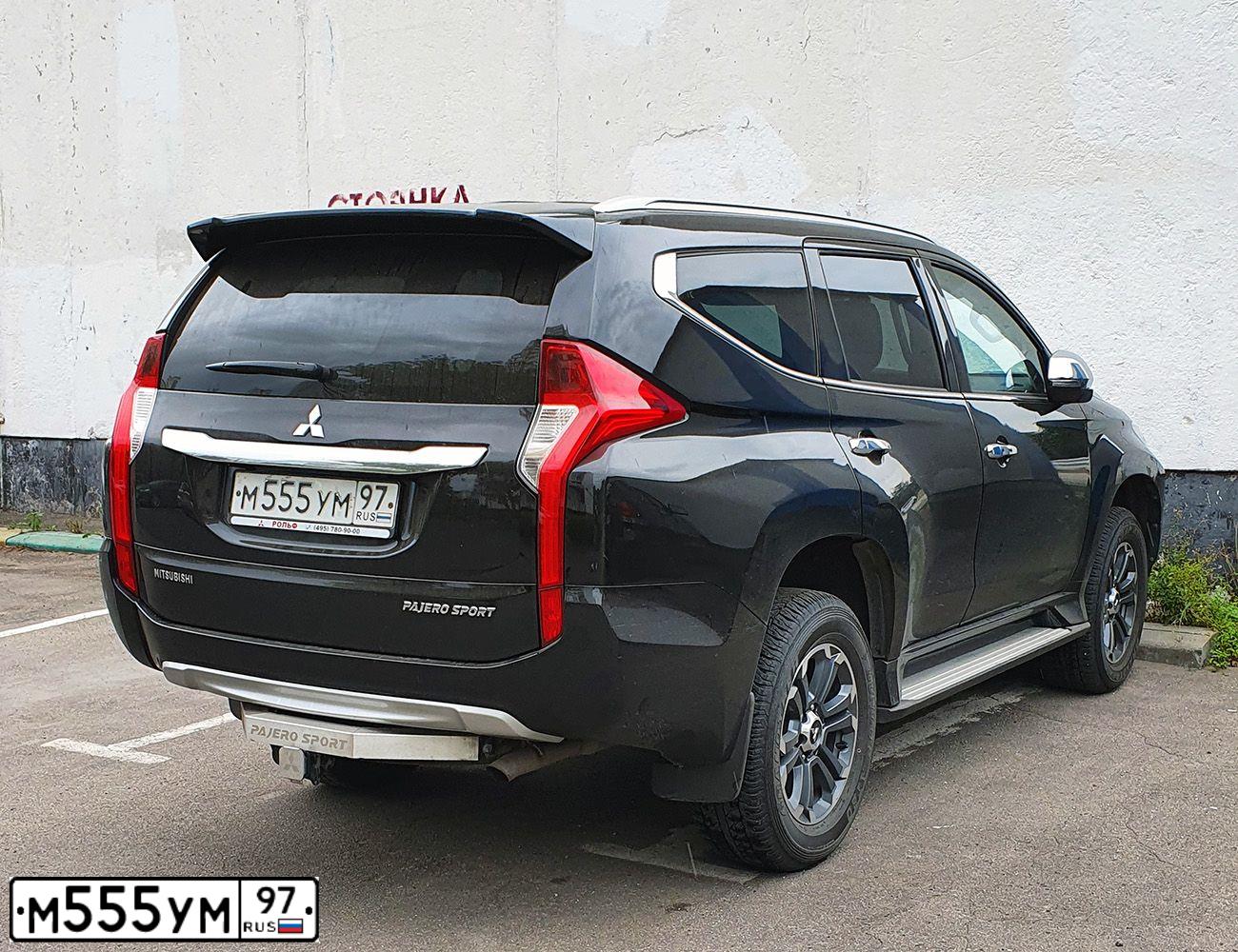 Фото автомобиля MITSUBISHI OUTLANDER, 2012 — госномер К379МО03. Цвет: ЧЕРНЫЙ