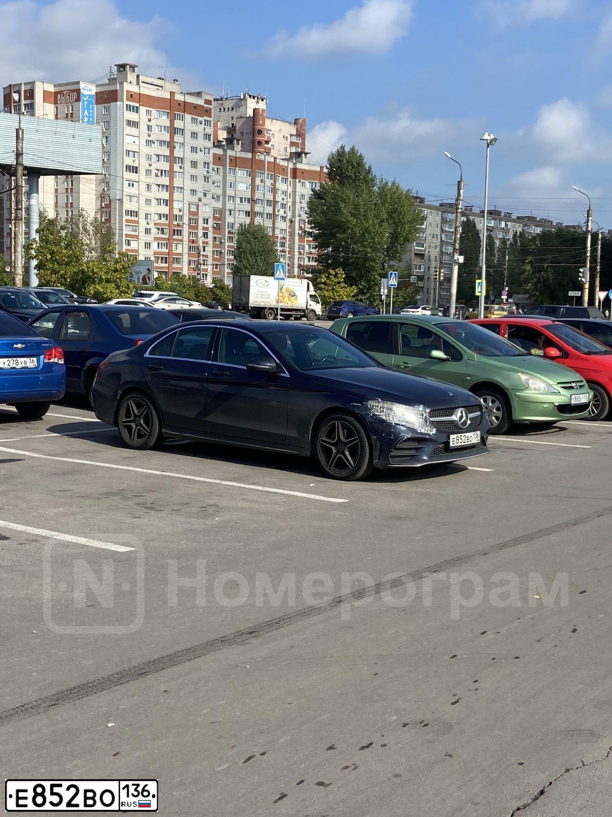 Фото автомобиля MERCEDES-BENZ C180, 2018 — госномер М135ЕТ761