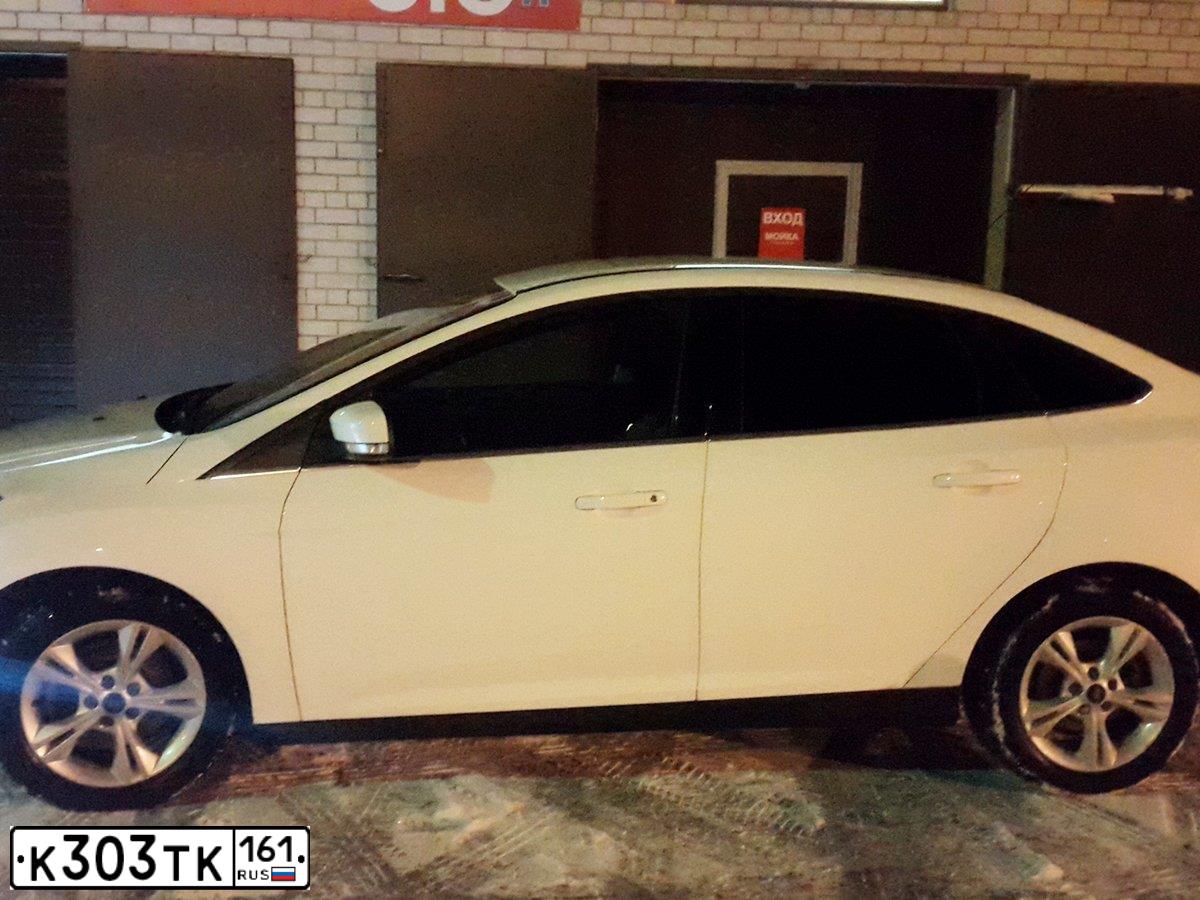 Фото автомобиля FORD FOCUS, 2013 — госномер Н329УМ82. Цвет: Белый