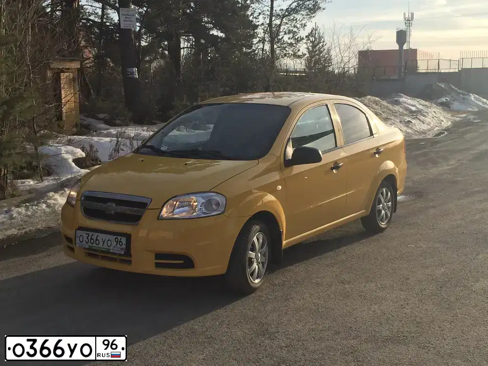 Фото автомобиля CHEVROLET AVEO, 2008 — госномер О366УО96. Цвет: ЖЁЛТЫЙ