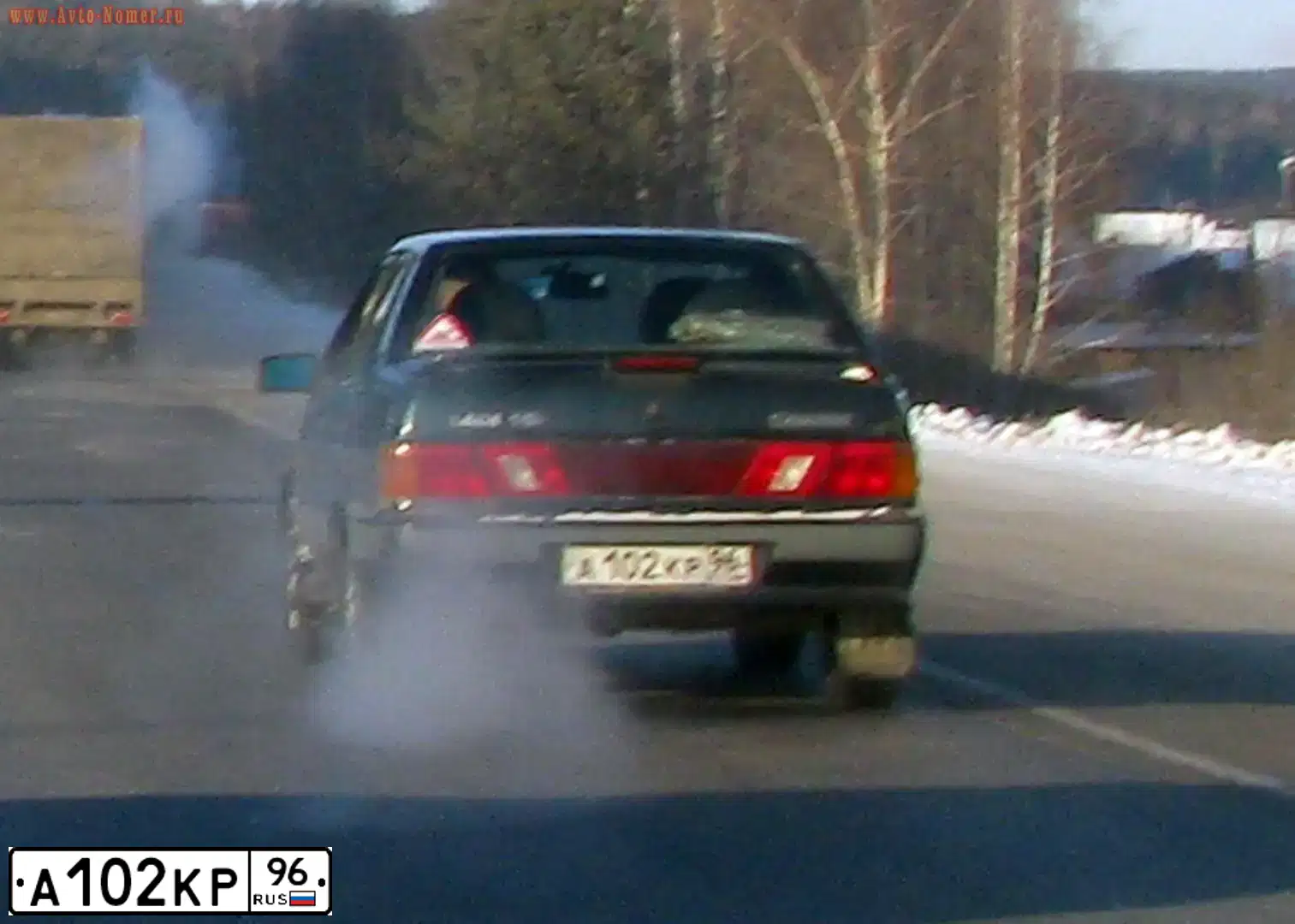 Фото автомобиля LADA 2115 SAMARA, 2004 — госномер А102КР96. Цвет: Темно-зеленый