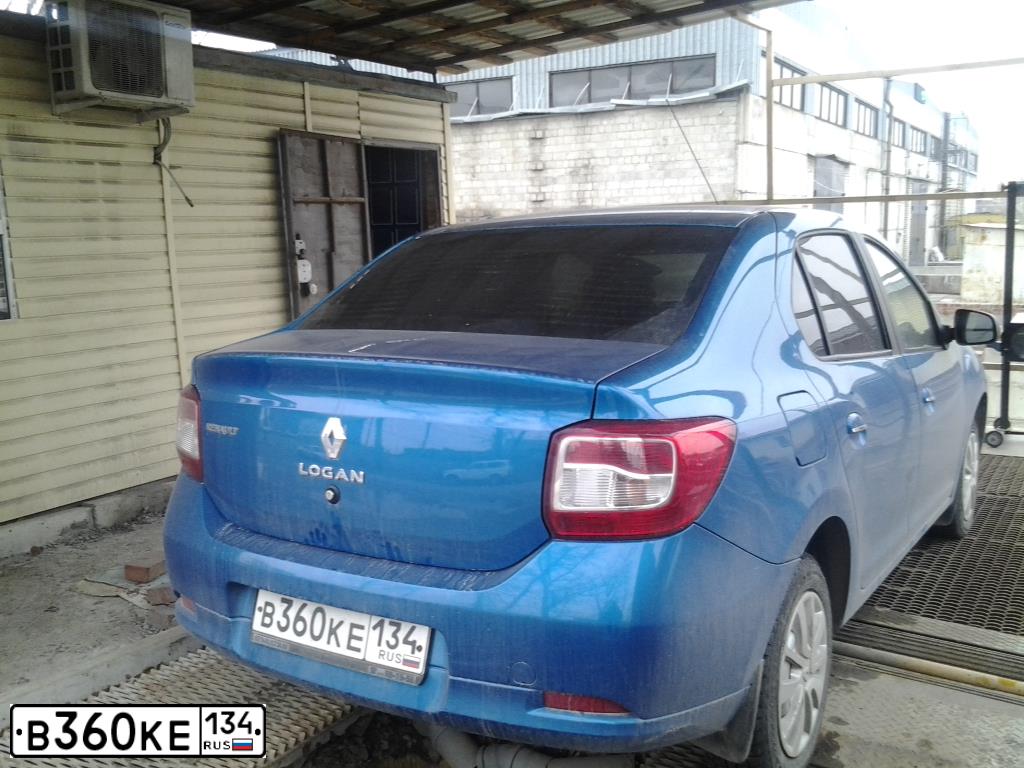 Фото автомобиля RENAULT LOGAN, 2014 — госномер В360КЕ134. Цвет: СВЕТЛО СИНИЙ