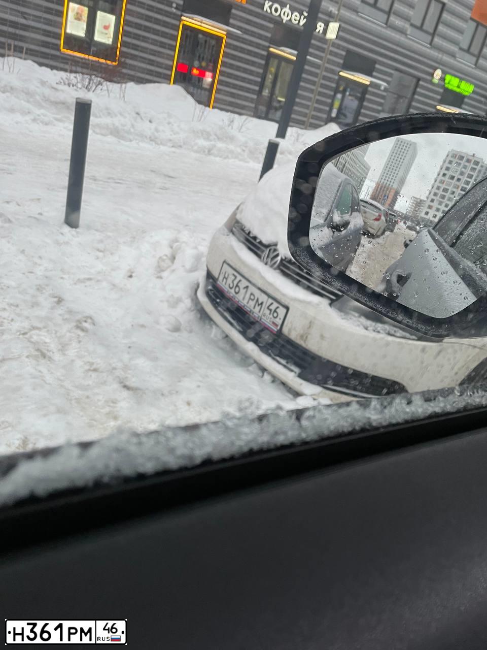 Фото автомобиля VOLKSWAGEN POLO, 2011 — госномер Н361РМ46