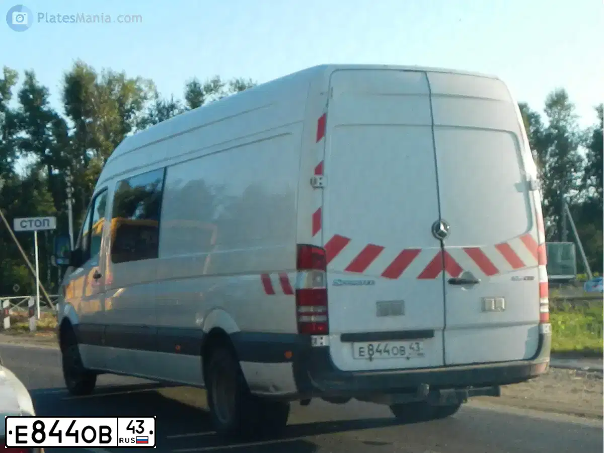 Фото автомобиля MERCEDES S SPRINTER, 2008 — госномер Х267ЕК152. Цвет: Белый