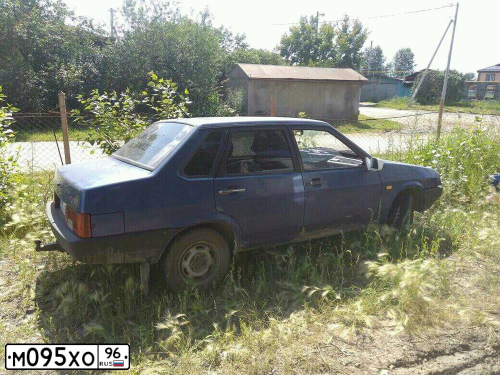 Фото автомобиля LADA 2109 SAMARA, 1997 — госномер М095ХО96. Цвет: СИНИЙ