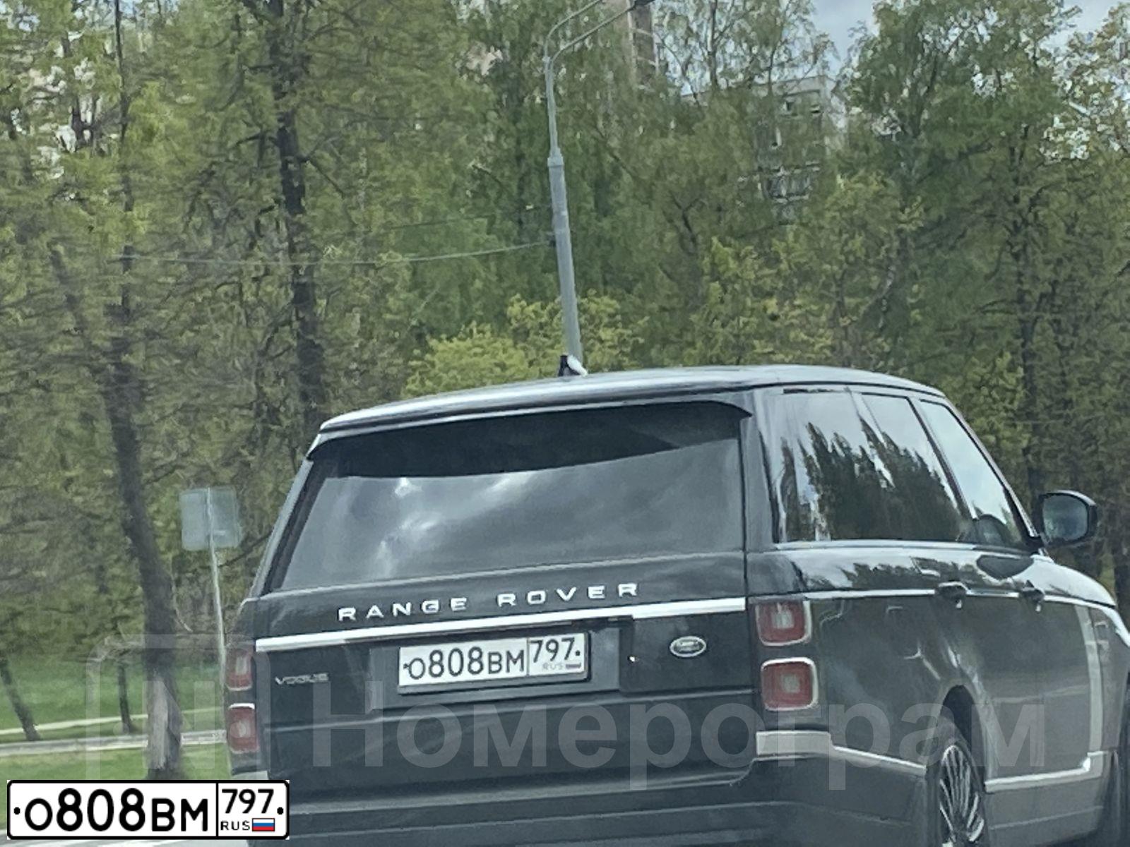 Фото автомобиля LANDROVER RANGE ROVER, 2019 — госномер О808ВМ797. Цвет: ЧЕРНЫЙ