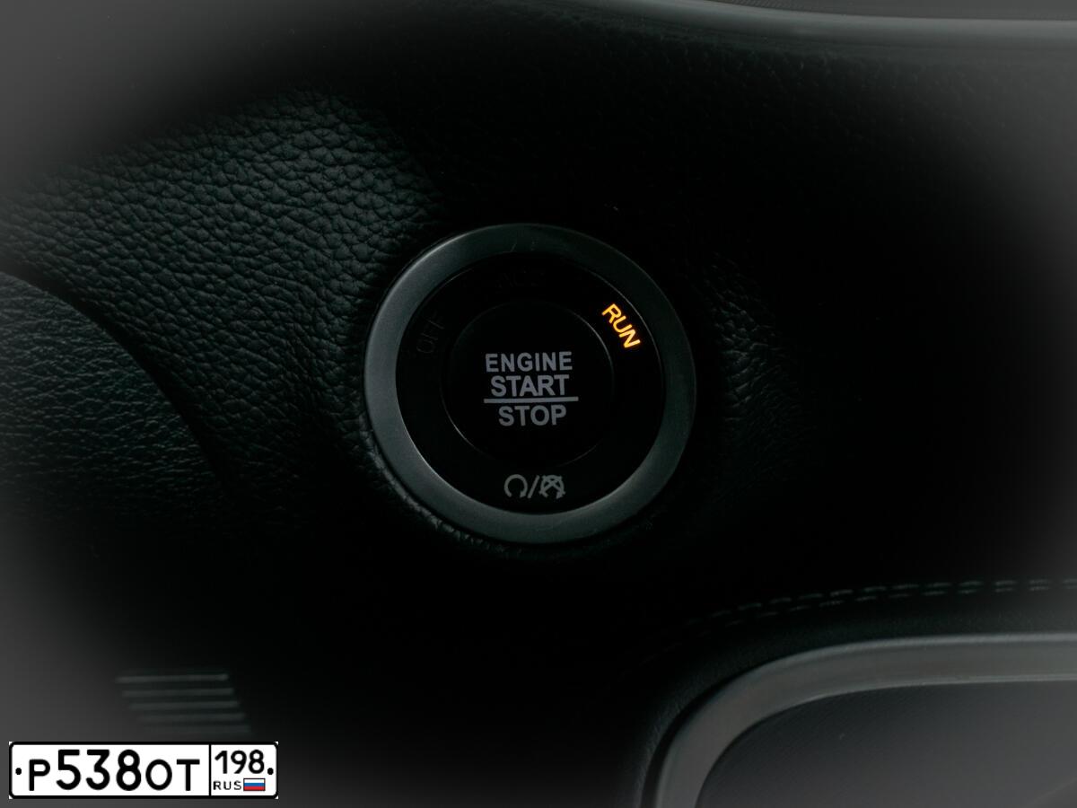 Фото автомобиля DODGE CHALLENGER, 2019 — госномер А271ЕМ977