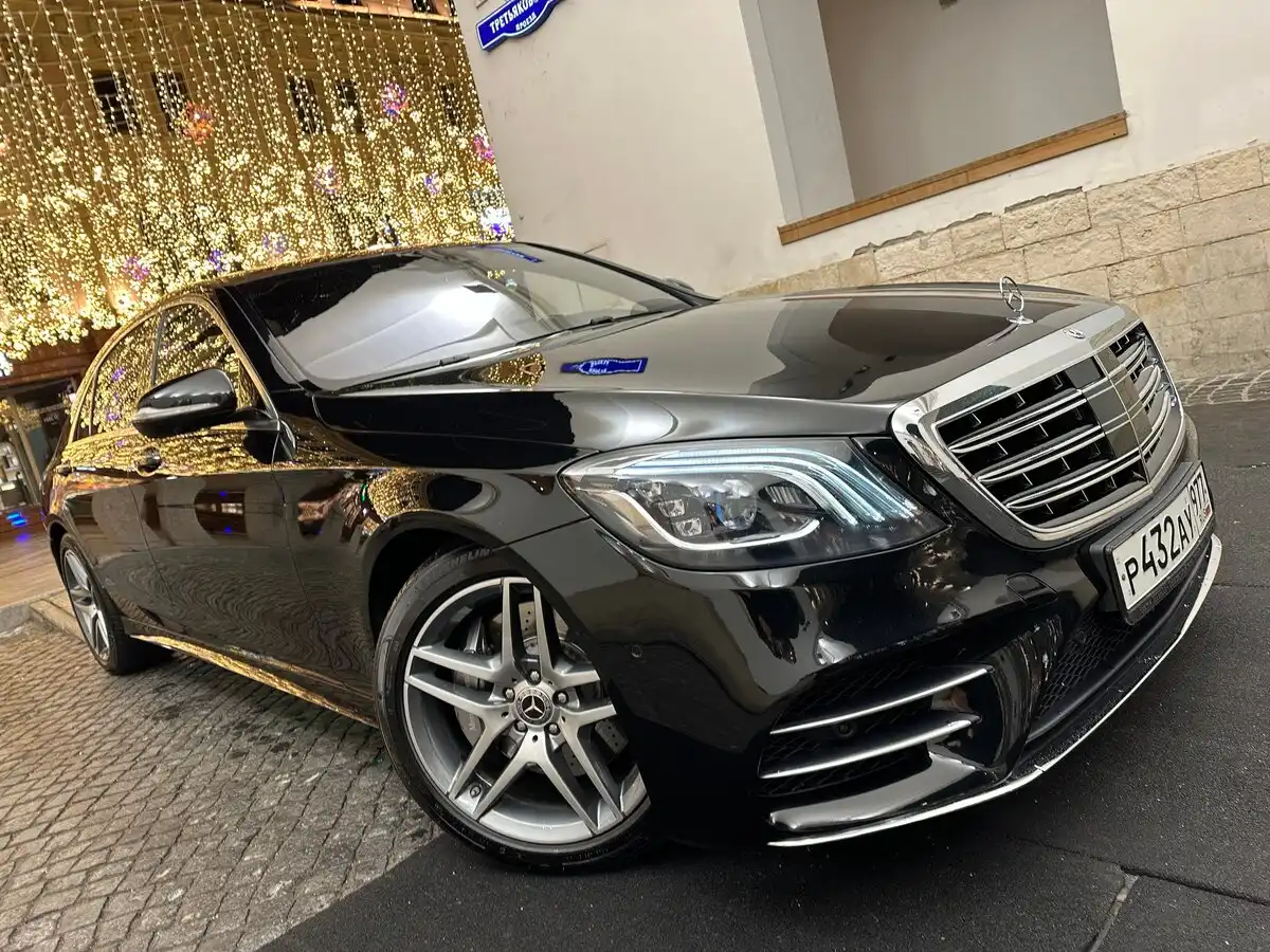 Фото автомобиля MERCEDES-BENZ S350, 2020 — госномер Т306КС198. Цвет: ЧЕРНЫЙ