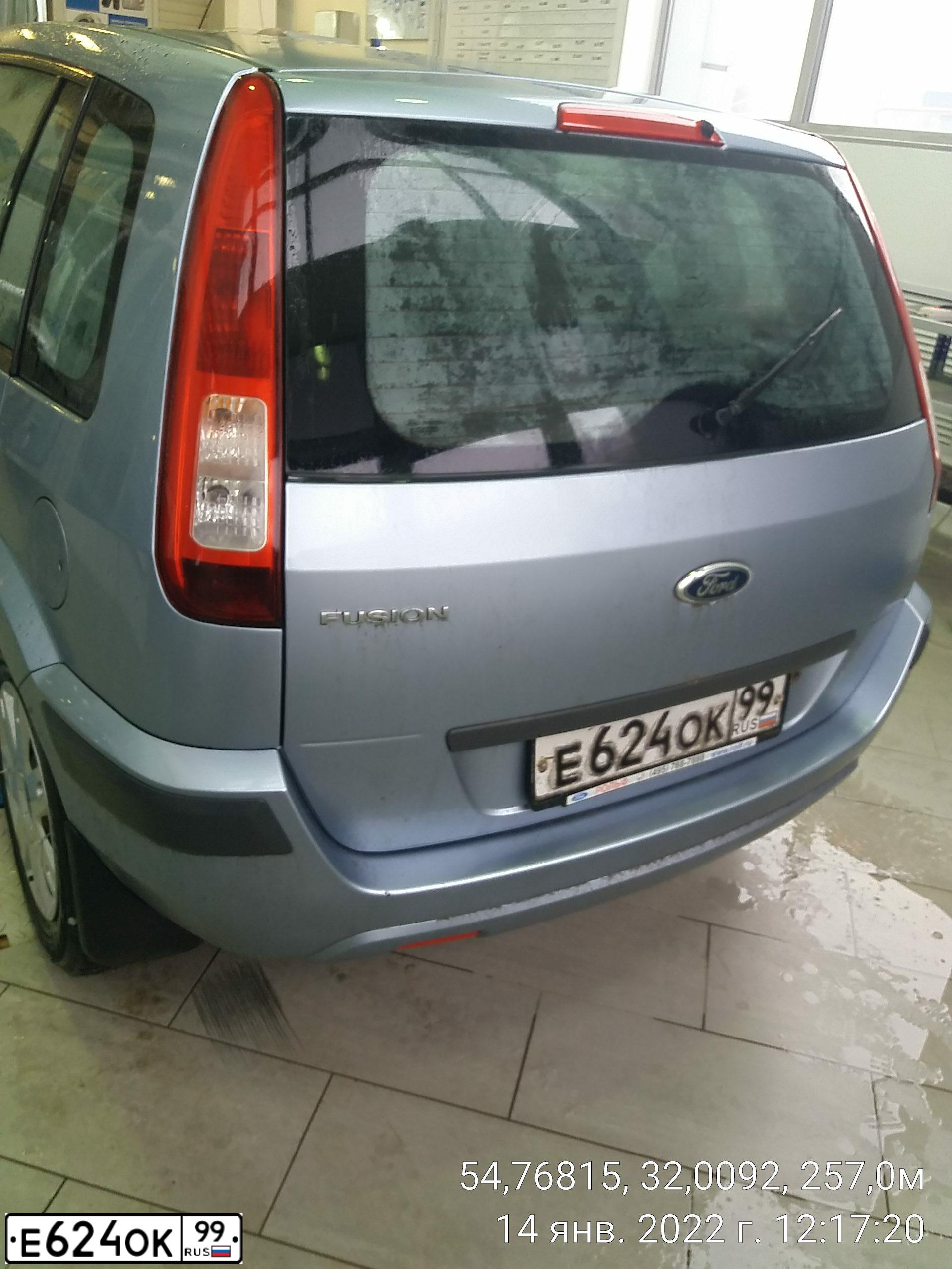 Фото автомобиля AZLK MOSKWITSCH 2141, 1999 — госномер Е838ТС40. Цвет: синий