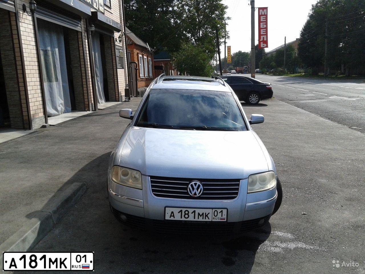 Фото автомобиля VOLKSWAGEN PASSAT, 2002 — госномер А181МК01. Цвет: СИНИЙ