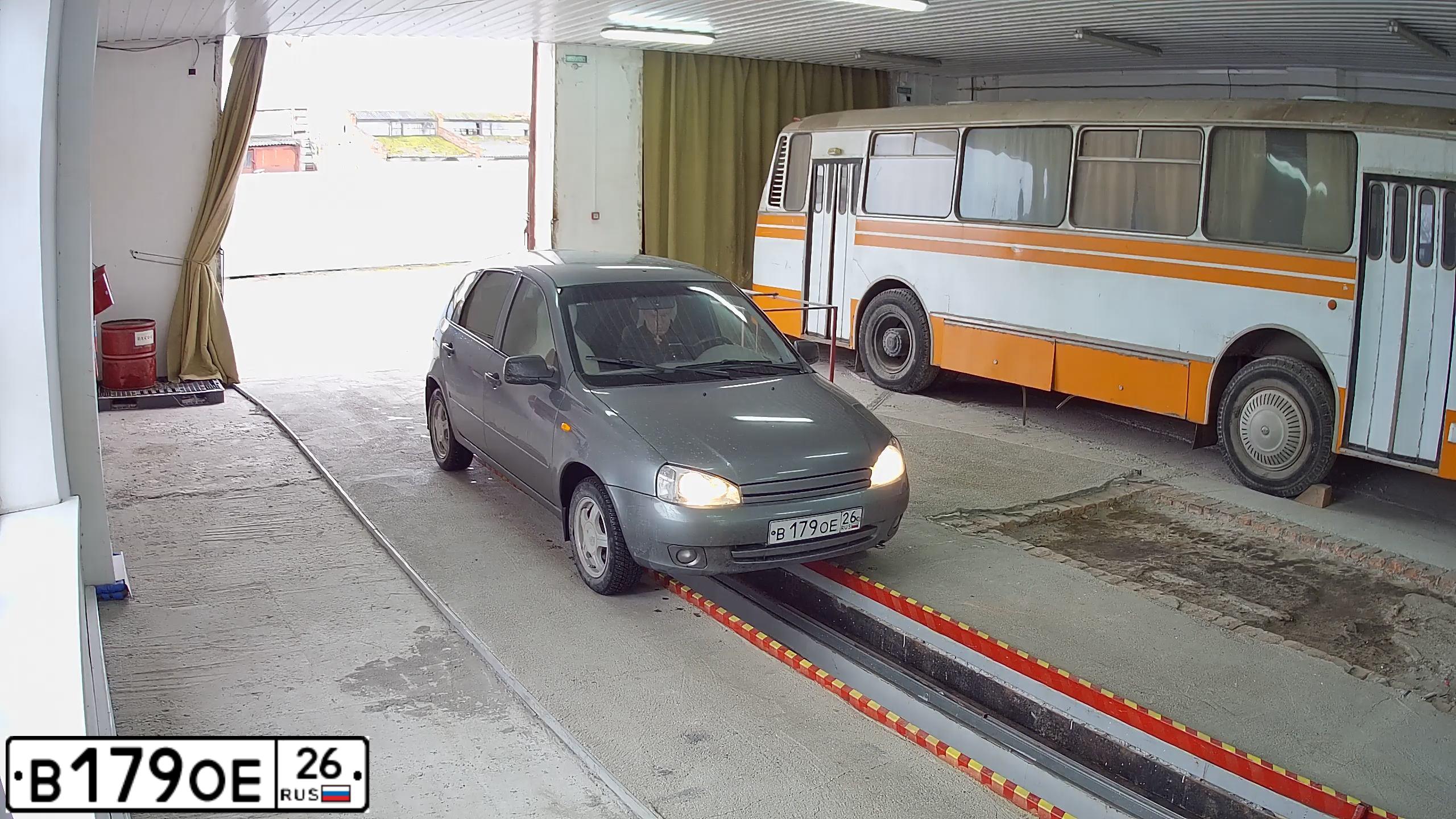 Фото автомобиля LADA 1119 KALINA, 2011 — госномер В179ОЕ26. Цвет: ТЕМНО-СЕРЫЙ МЕТАЛЛИК