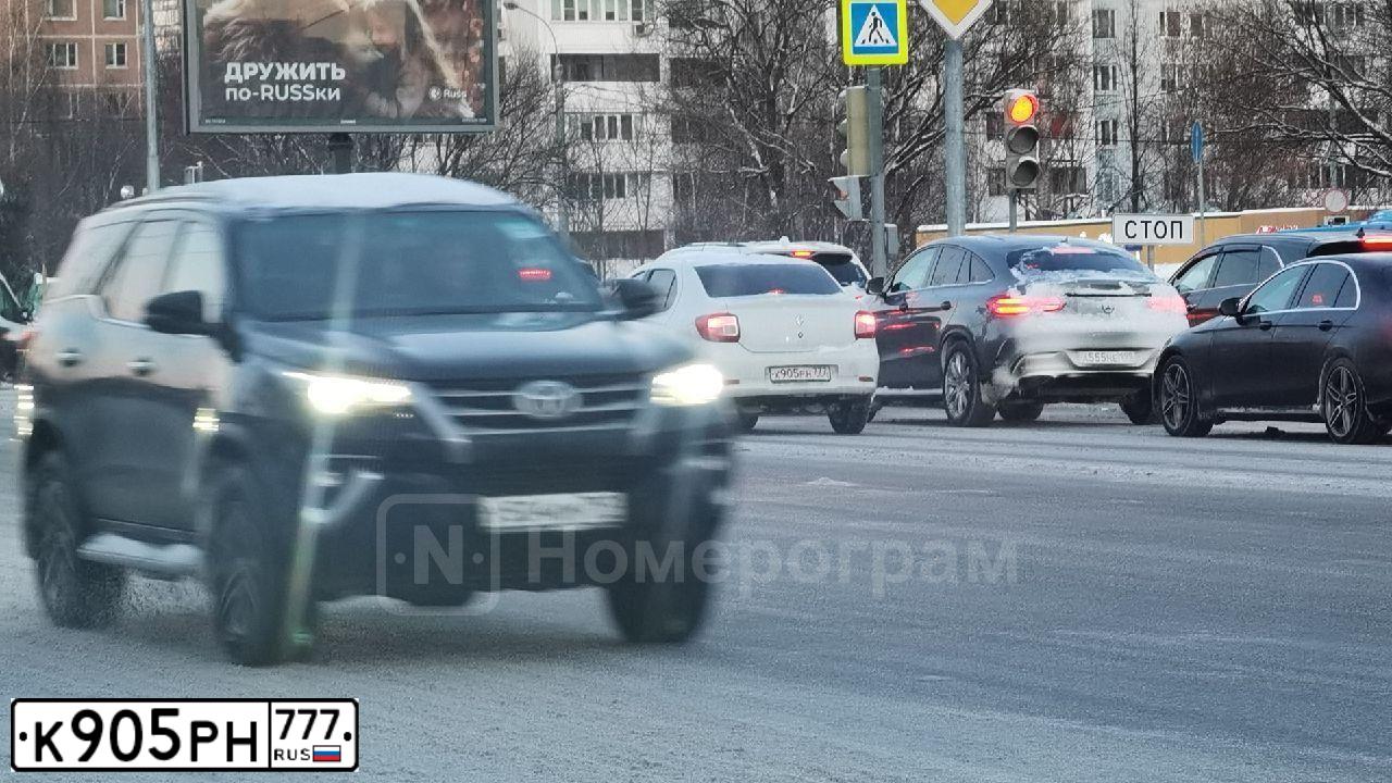 Фото автомобиля KIA RIO, 2015 — госномер А549ОМ67. Цвет: Белый